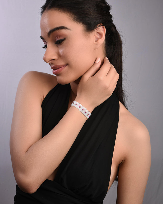 Pearl, Diamond and Pink sapphire bracelet